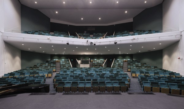 Alloyfold Kristen School Auditorium 1 FitMaxWzYwMCw2MDBd